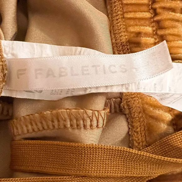 Fabletics Gold Luxe Velour Elastic Waist Tapered Leg Jogger Pants Women's Large - Picture 6 of 7